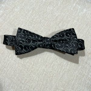 Men’s bow tie